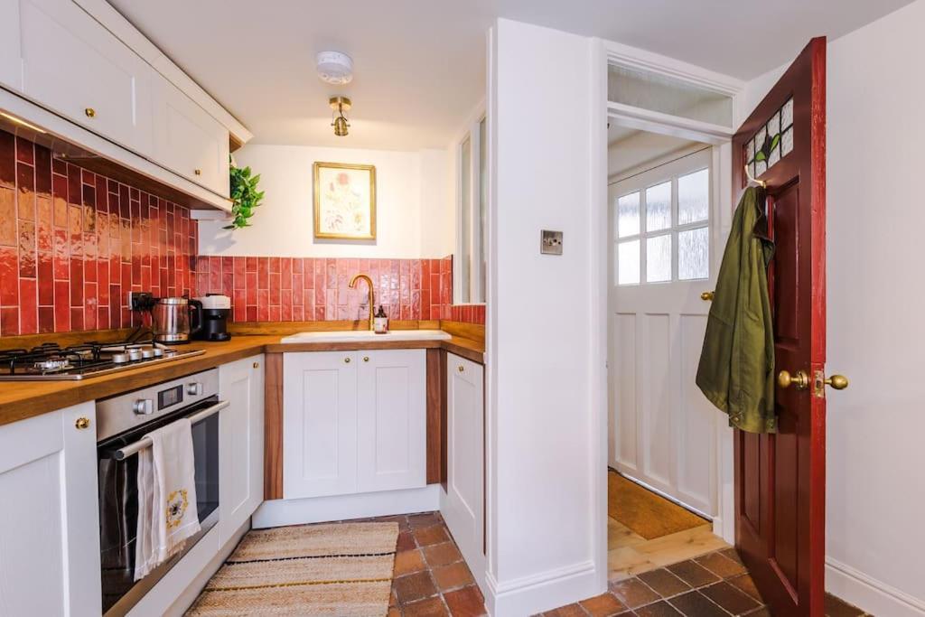 Rustic Chester Cottage Near Shops & Terrace Exterior photo